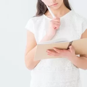 【箱庭療法】箱庭の基礎が学べるスクールへ！おすすめのセルフケアについてのサムネイル